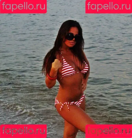 Alina Grozea Onlyfans Photo Gallery 