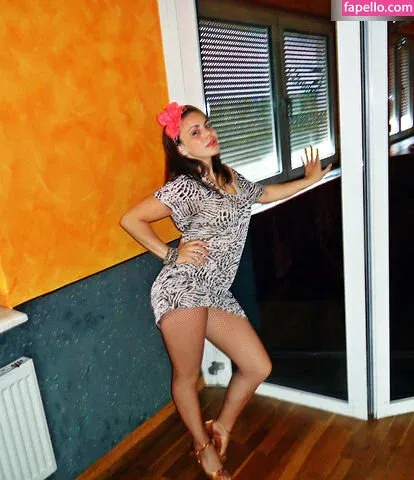 Alina Grozea Onlyfans Photo Gallery 