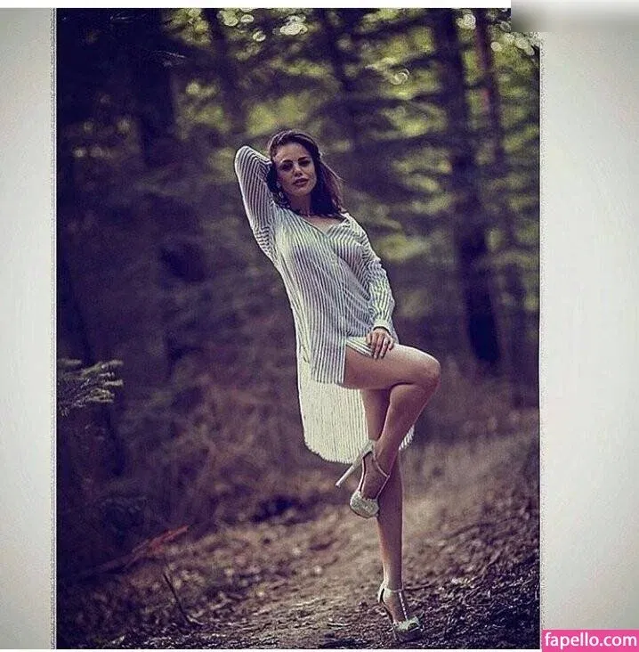 Alina Grozea Onlyfans Photo Gallery 