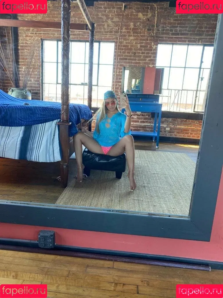 xogizelle Onlyfans Photo Gallery 