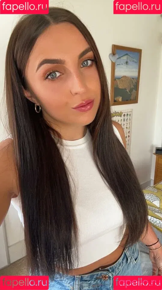 haryoungxo Onlyfans Photo Gallery 