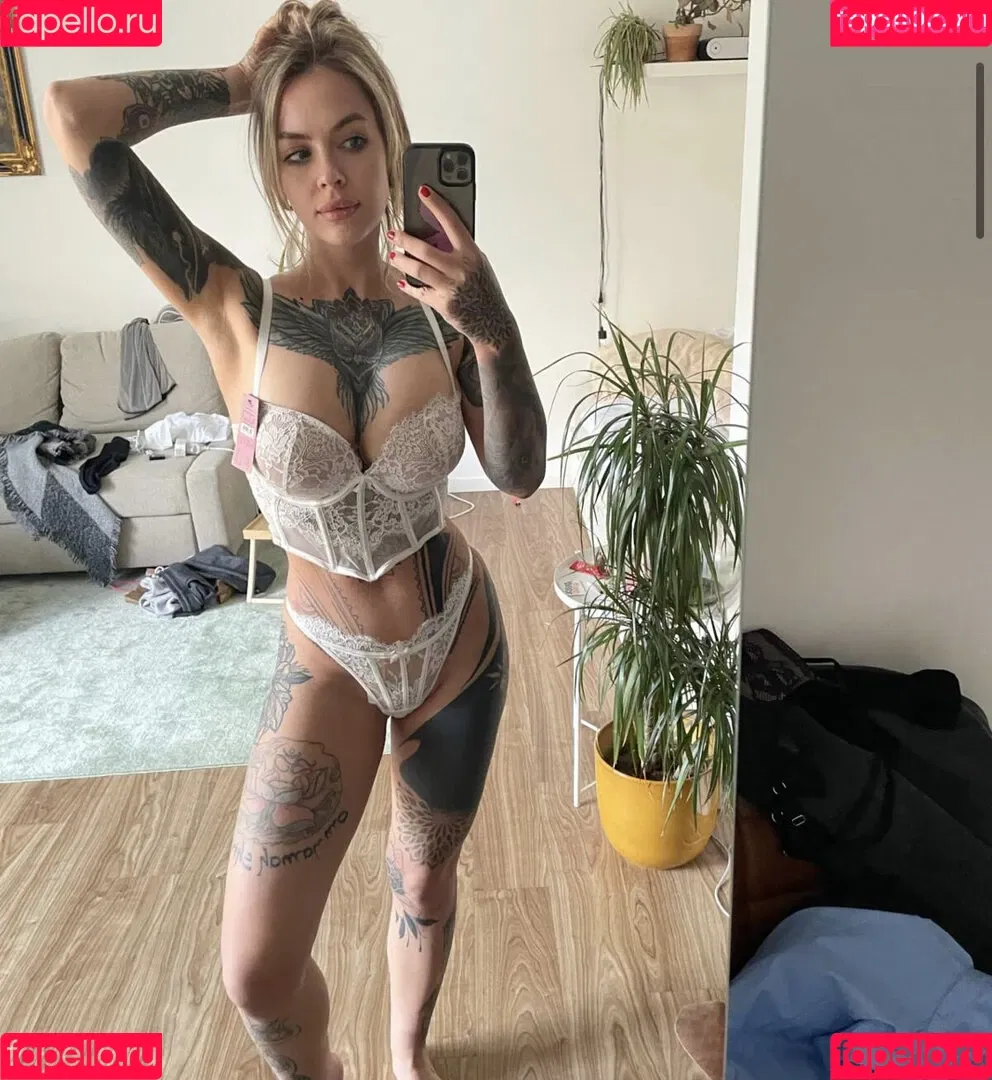 Liska Ruschnic Onlyfans Photo Gallery 