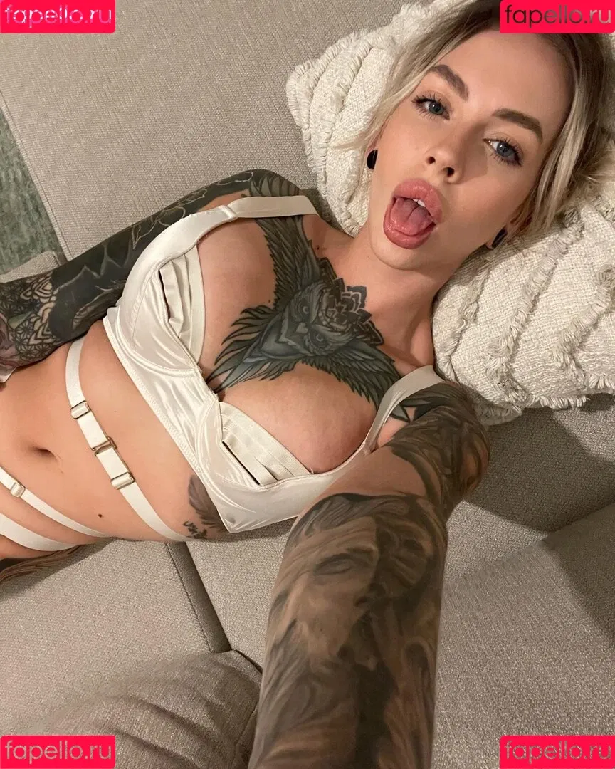 Liska Ruschnic Onlyfans Photo Gallery 