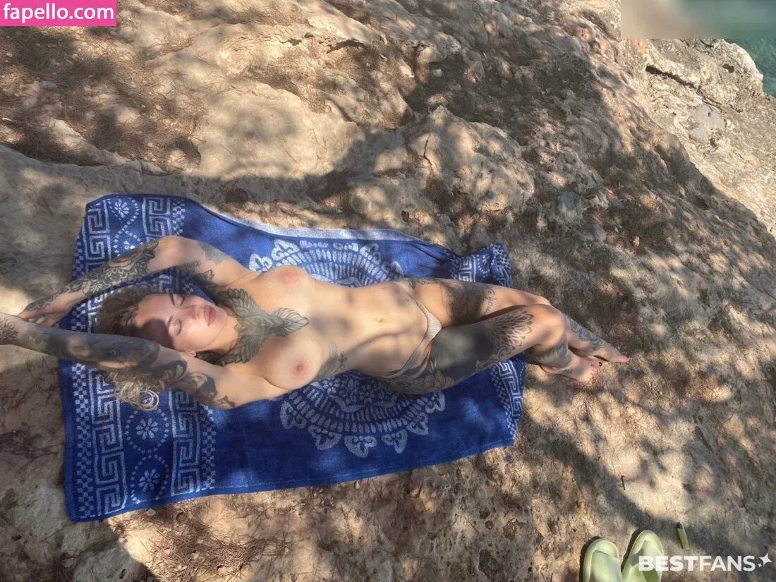 Liska Ruschnic Onlyfans Photo Gallery 