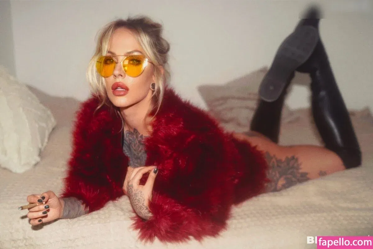 Liska Ruschnic Onlyfans Photo Gallery 