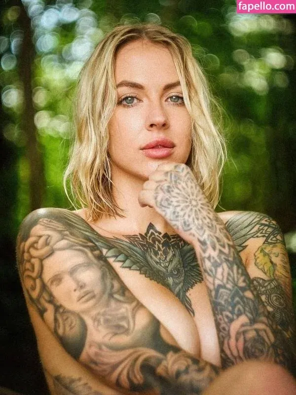 Liska Ruschnic Onlyfans Photo Gallery 