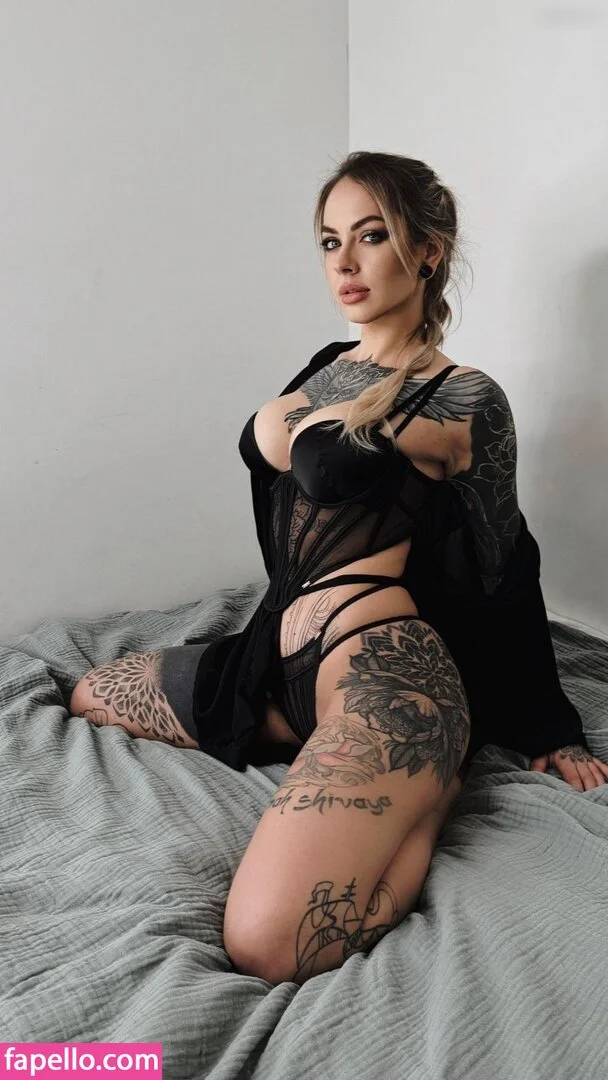 Liska Ruschnic Onlyfans Photo Gallery 