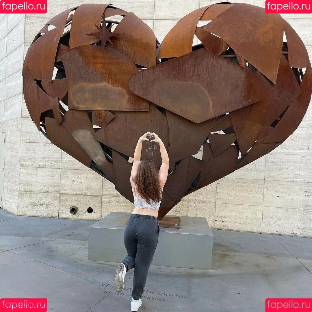 licibops Onlyfans Photo Gallery 