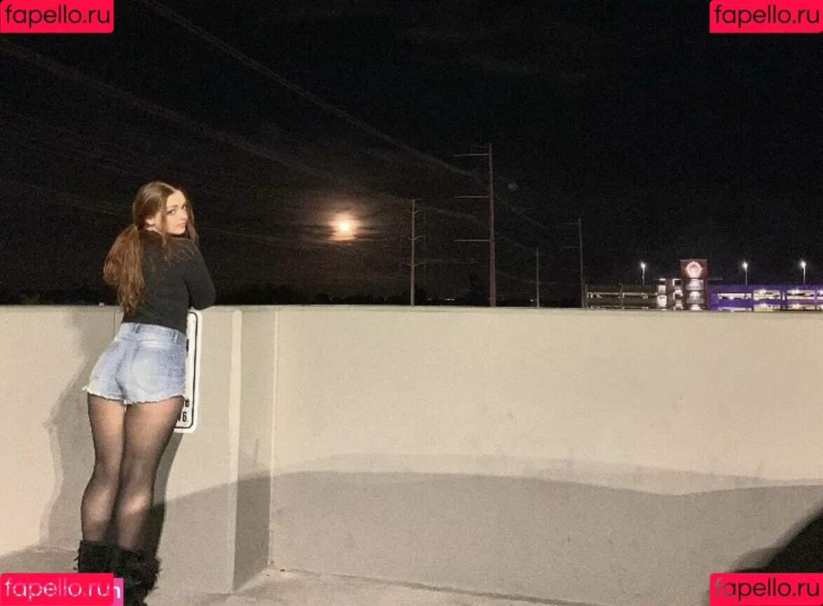 licibops Onlyfans Photo Gallery 