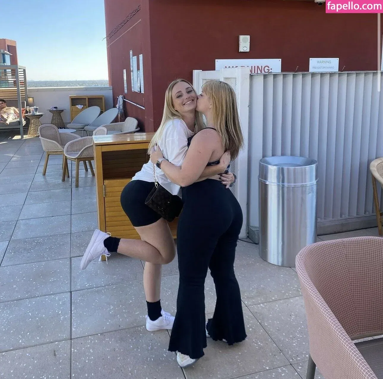 licibops Onlyfans Photo Gallery 