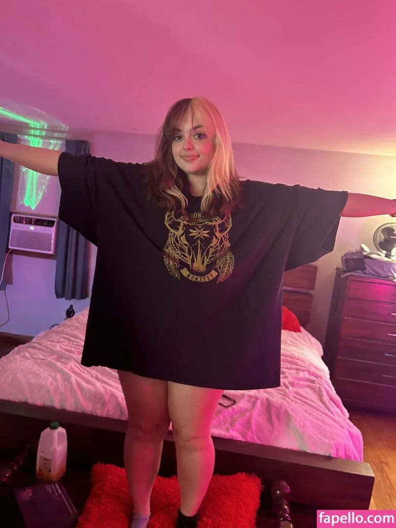 licibops Onlyfans Photo Gallery 