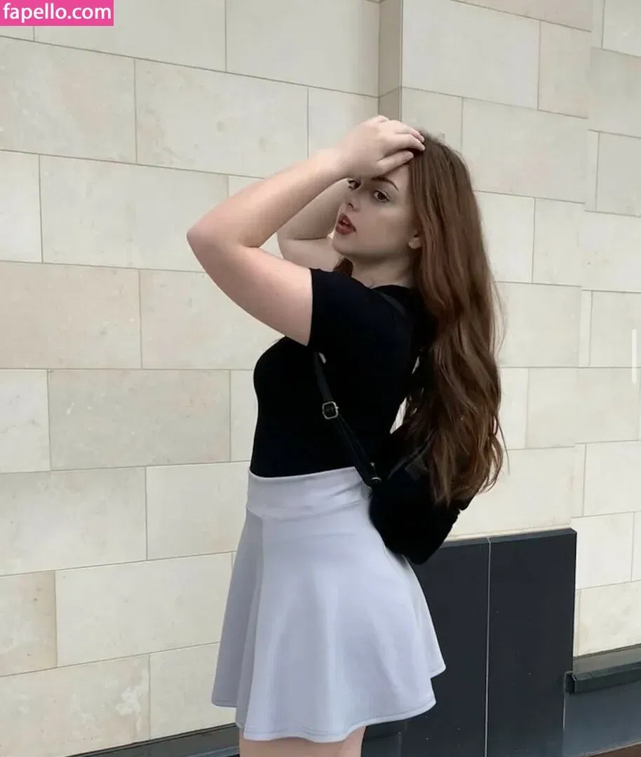 licibops Onlyfans Photo Gallery 