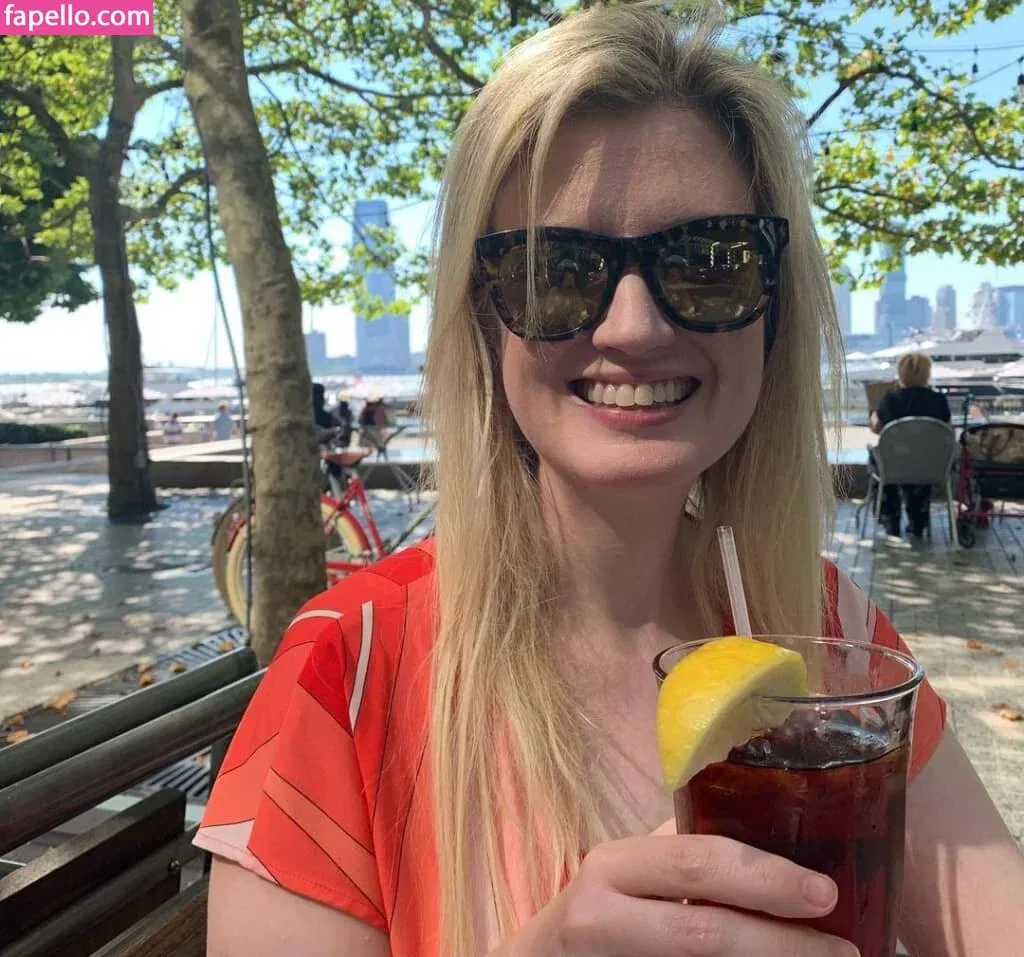 Grace Randolph Onlyfans Photo Gallery 