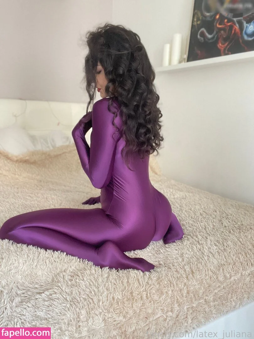 Latex Juliana Onlyfans Photo Gallery 