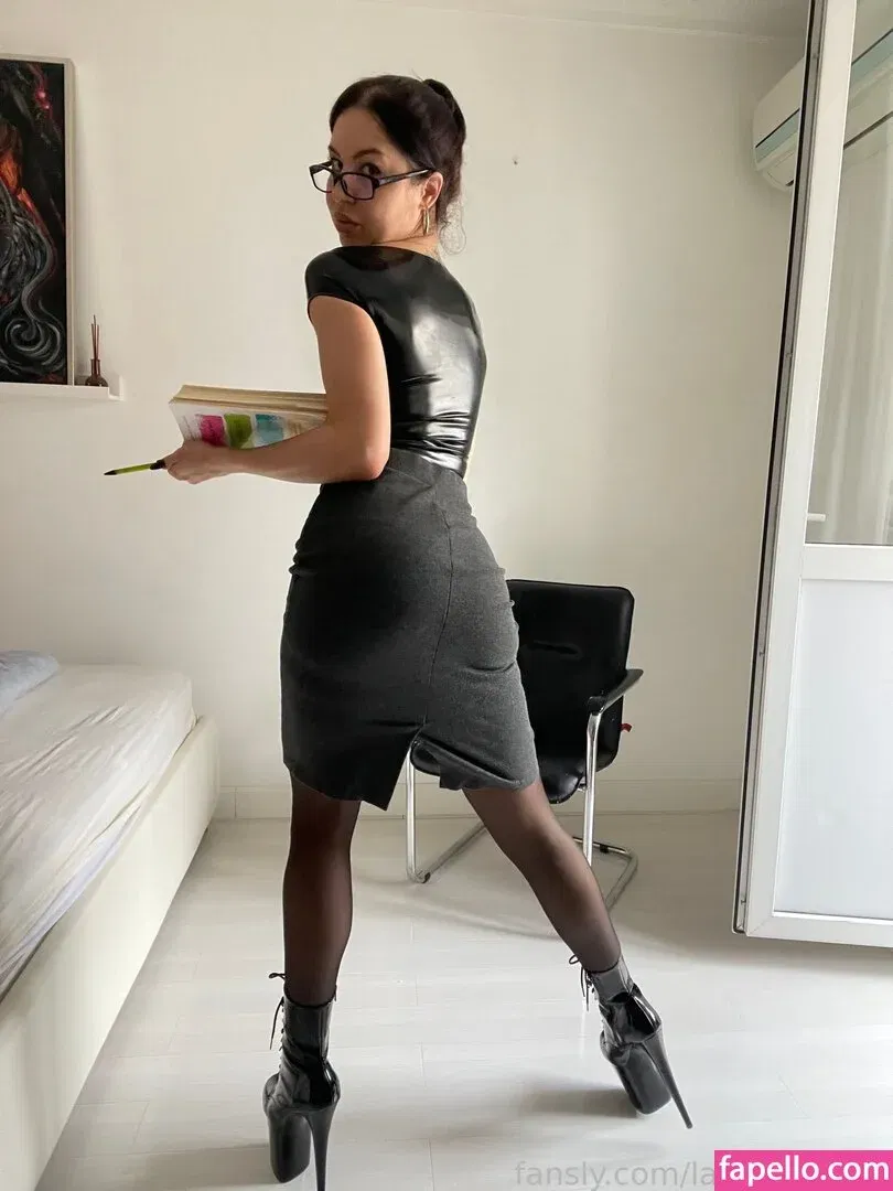 Latex Juliana Onlyfans Photo Gallery 