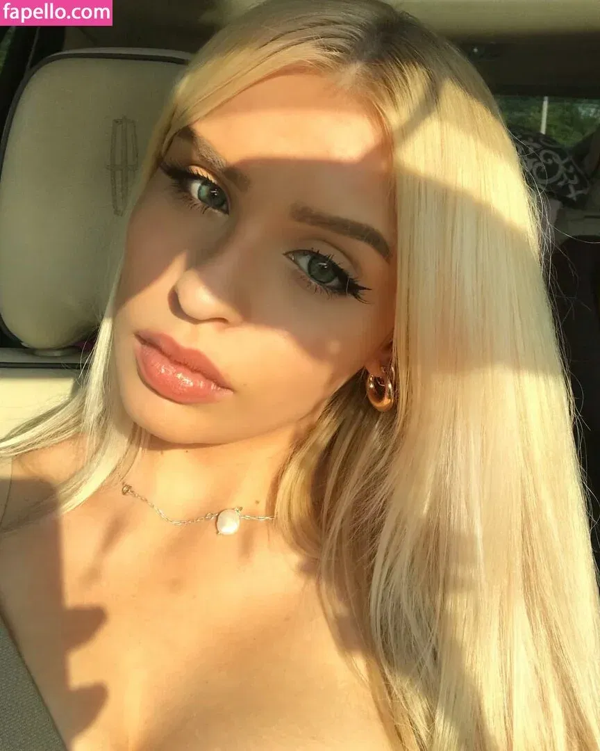 Avylynnet Onlyfans Photo Gallery 