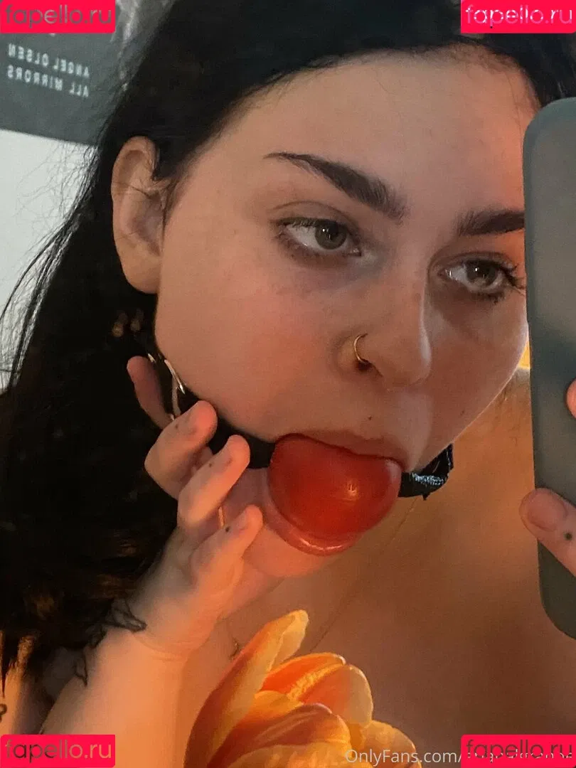 arianalgrande Onlyfans Photo Gallery 