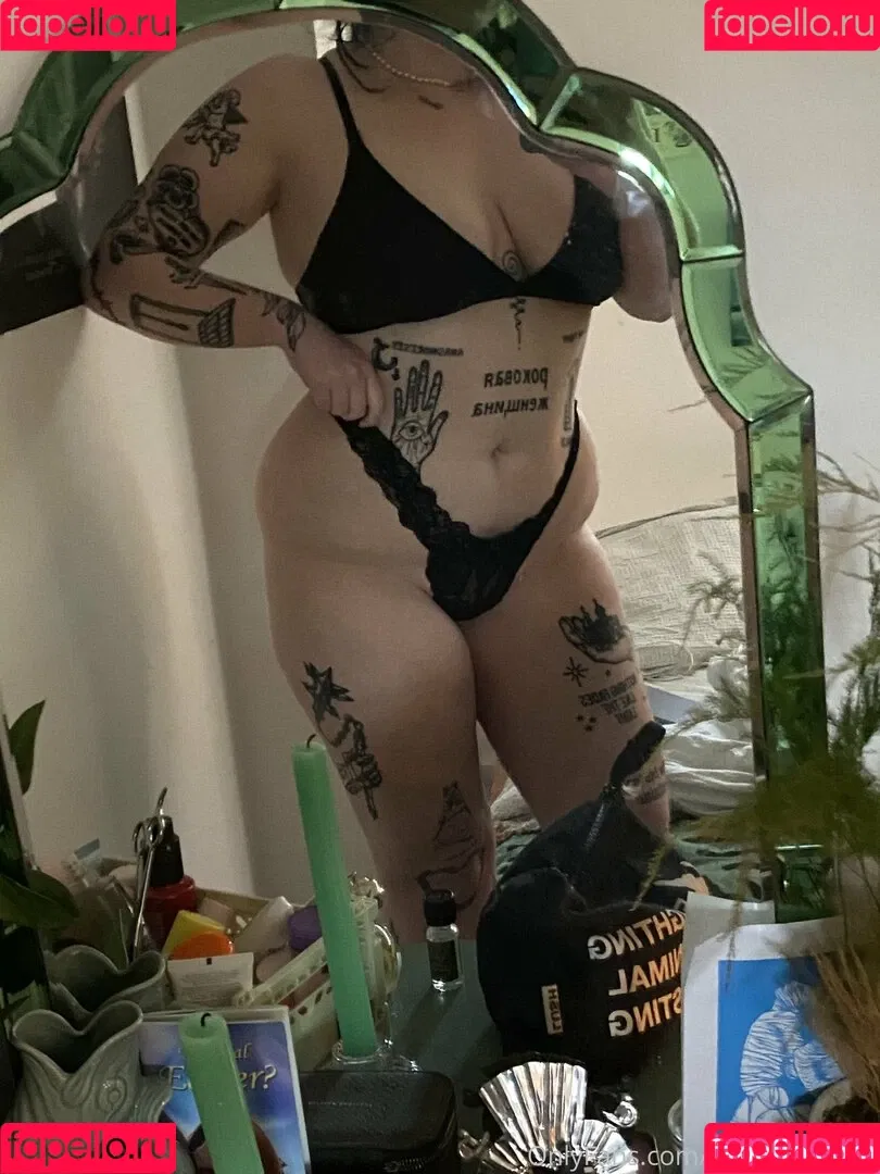 arianalgrande Onlyfans Photo Gallery 
