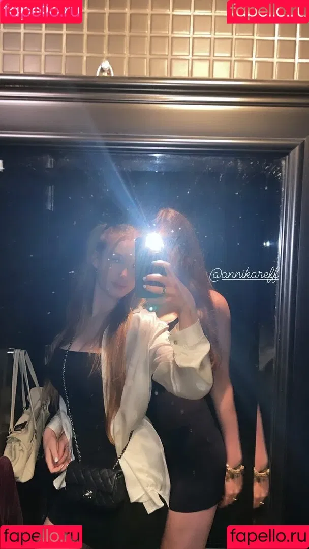 Allison Gold Onlyfans Photo Gallery 
