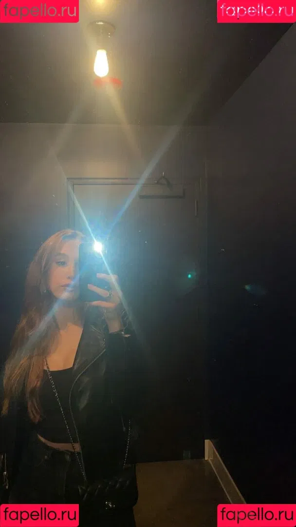 Allison Gold Onlyfans Photo Gallery 