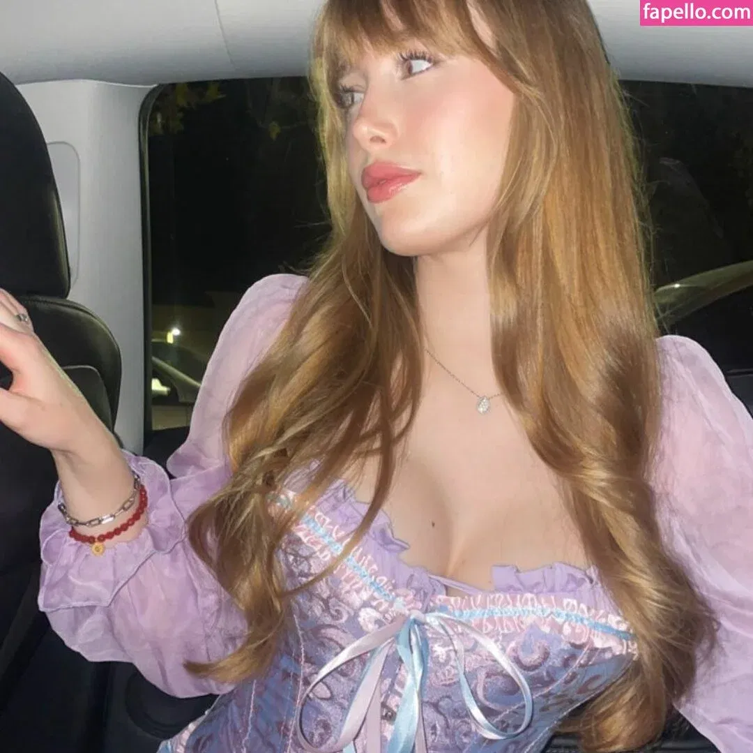 Allison Gold Onlyfans Photo Gallery 