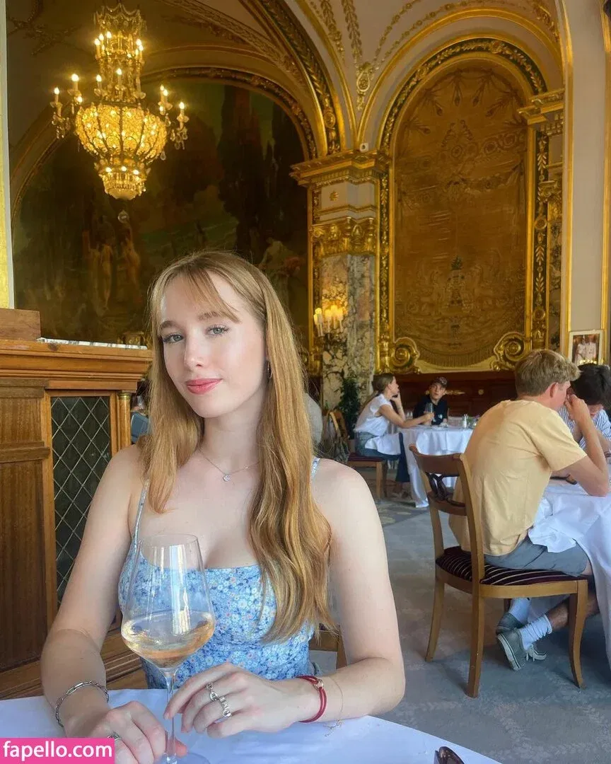 Allison Gold Onlyfans Photo Gallery 