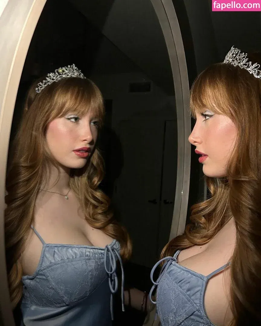 Allison Gold Onlyfans Photo Gallery 