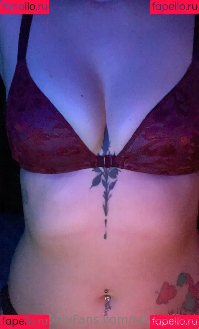 tastytiffani Onlyfans Photo Gallery 