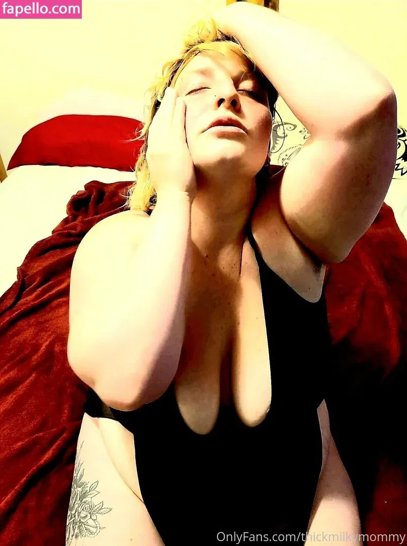 thickmilkymommy Onlyfans Photo Gallery 