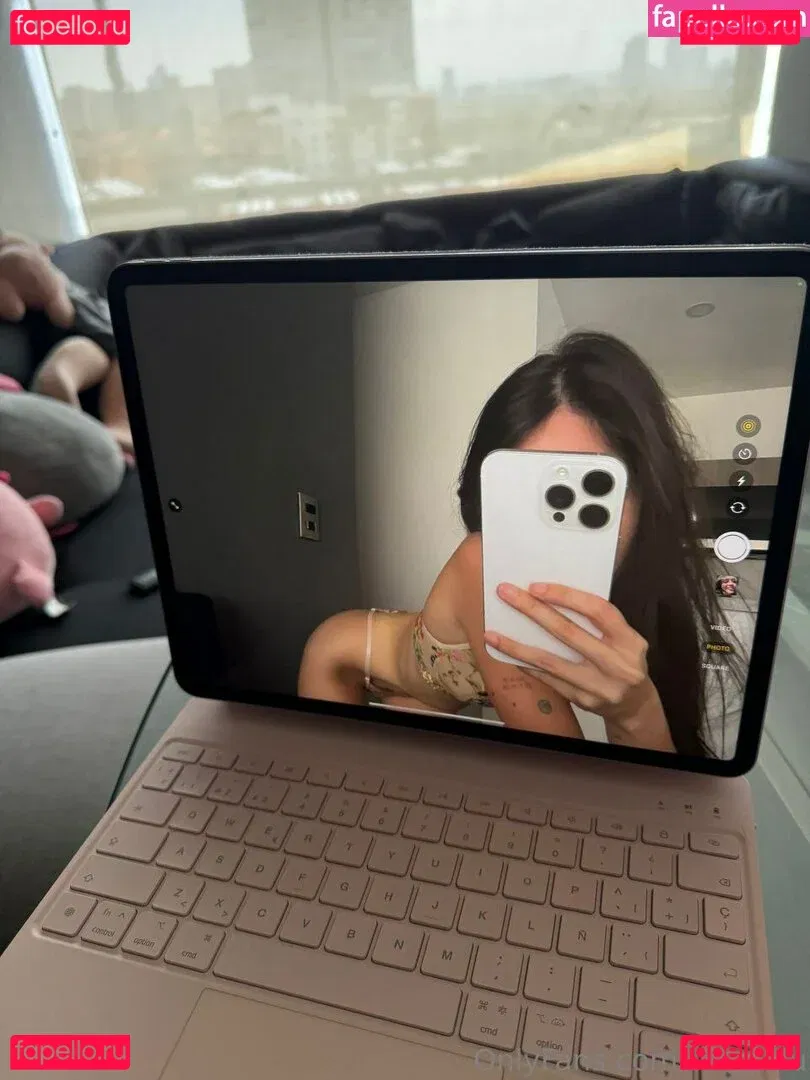 Tutyzulu Onlyfans Photo Gallery 