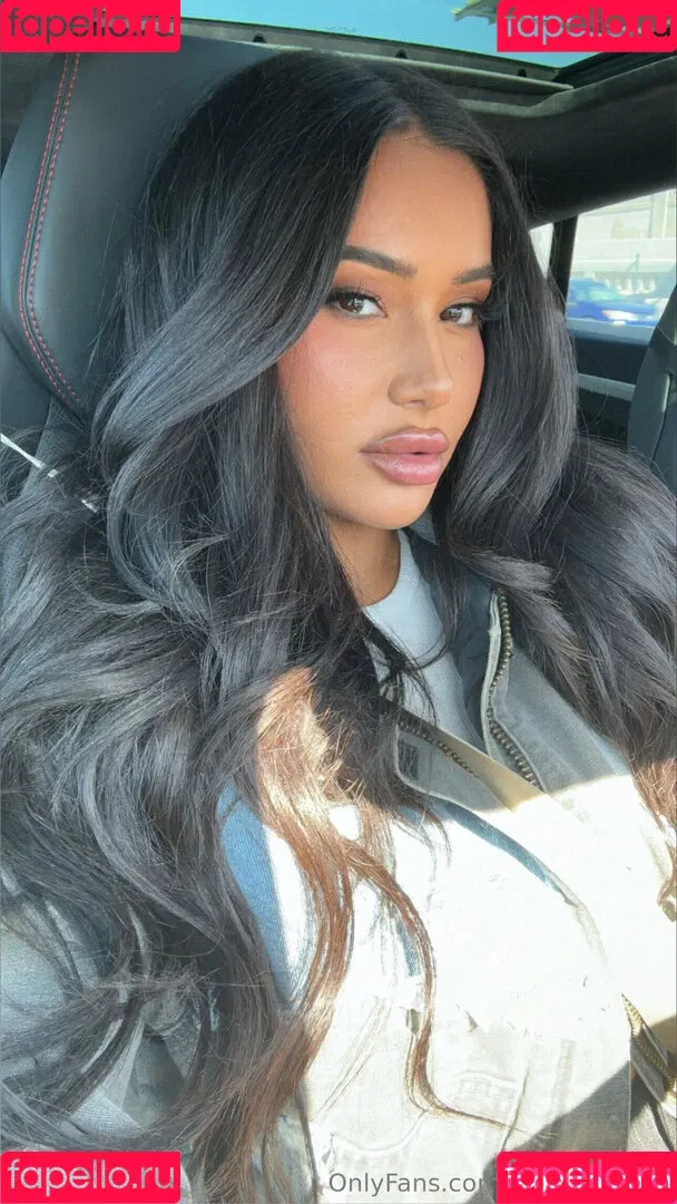 Janet Guzman Onlyfans Photo Gallery 