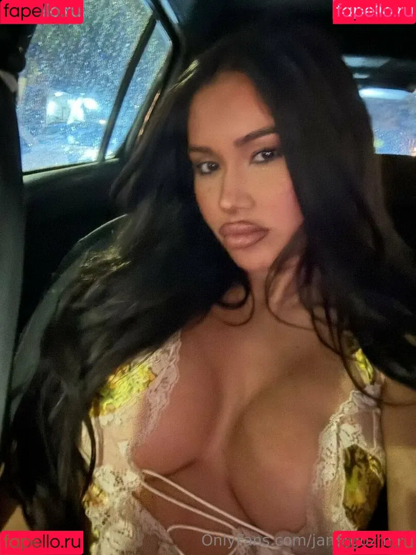 Janet Guzman Onlyfans Photo Gallery 
