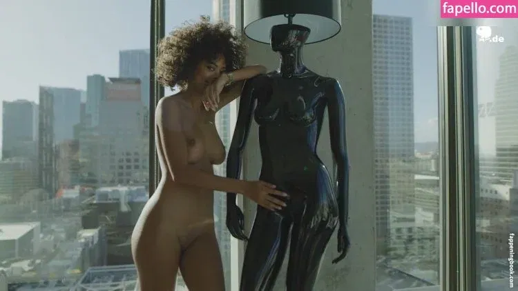 Nereyda Bird Onlyfans Photo Gallery 