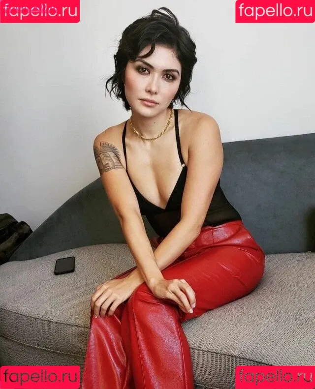 Daniella Pineda Onlyfans Photo Gallery 