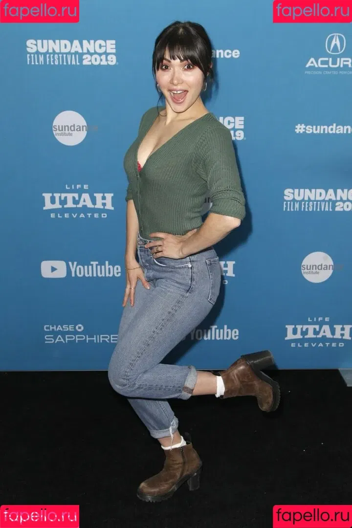 Daniella Pineda Onlyfans Photo Gallery 