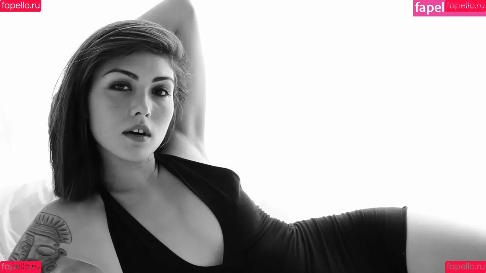 Daniella Pineda Onlyfans Photo Gallery 