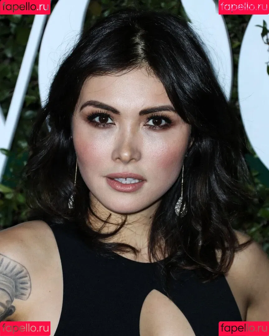 Daniella Pineda Onlyfans Photo Gallery 