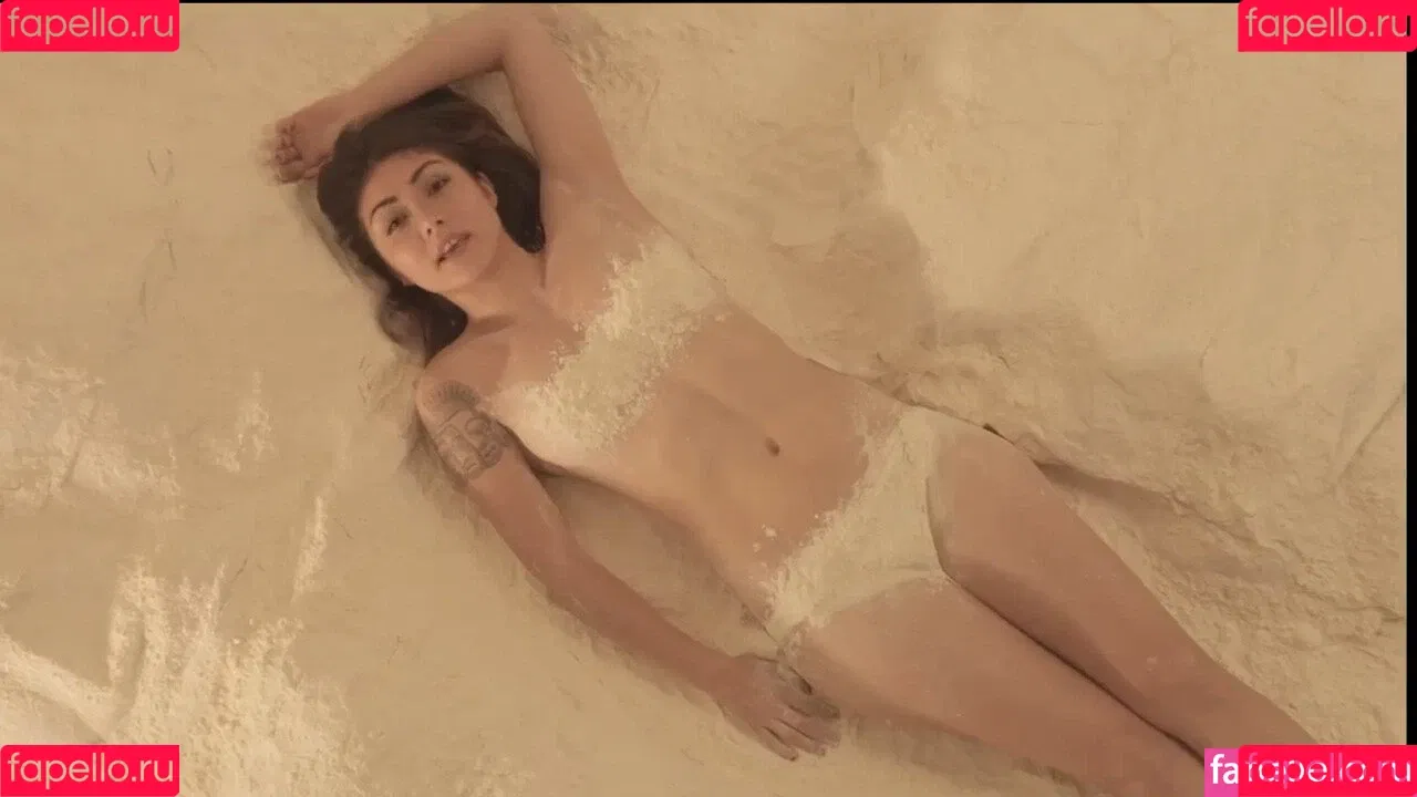 Daniella Pineda Onlyfans Photo Gallery 