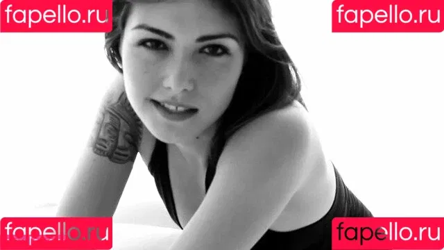 Daniella Pineda Onlyfans Photo Gallery 