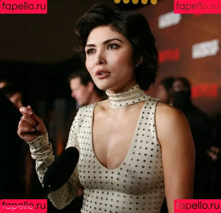Daniella Pineda Onlyfans Photo Gallery 