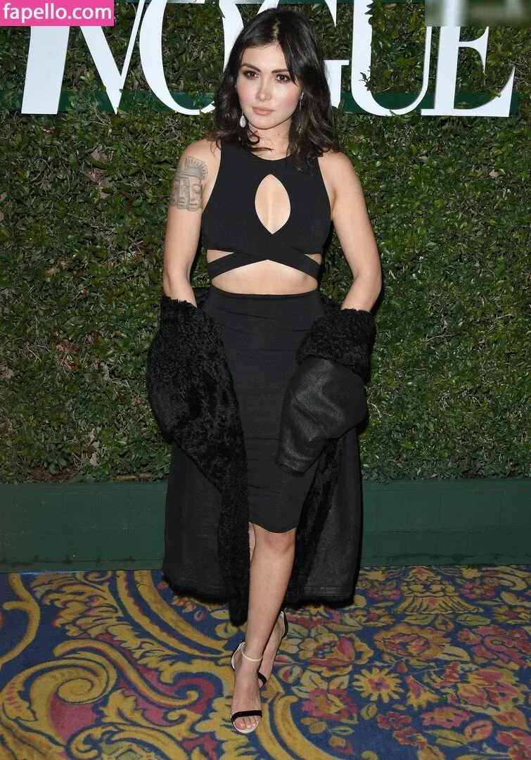 Daniella Pineda Onlyfans Photo Gallery 