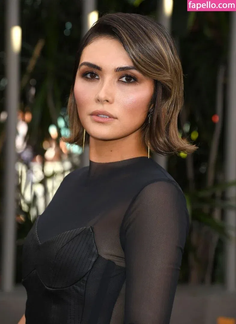 Daniella Pineda Onlyfans Photo Gallery 