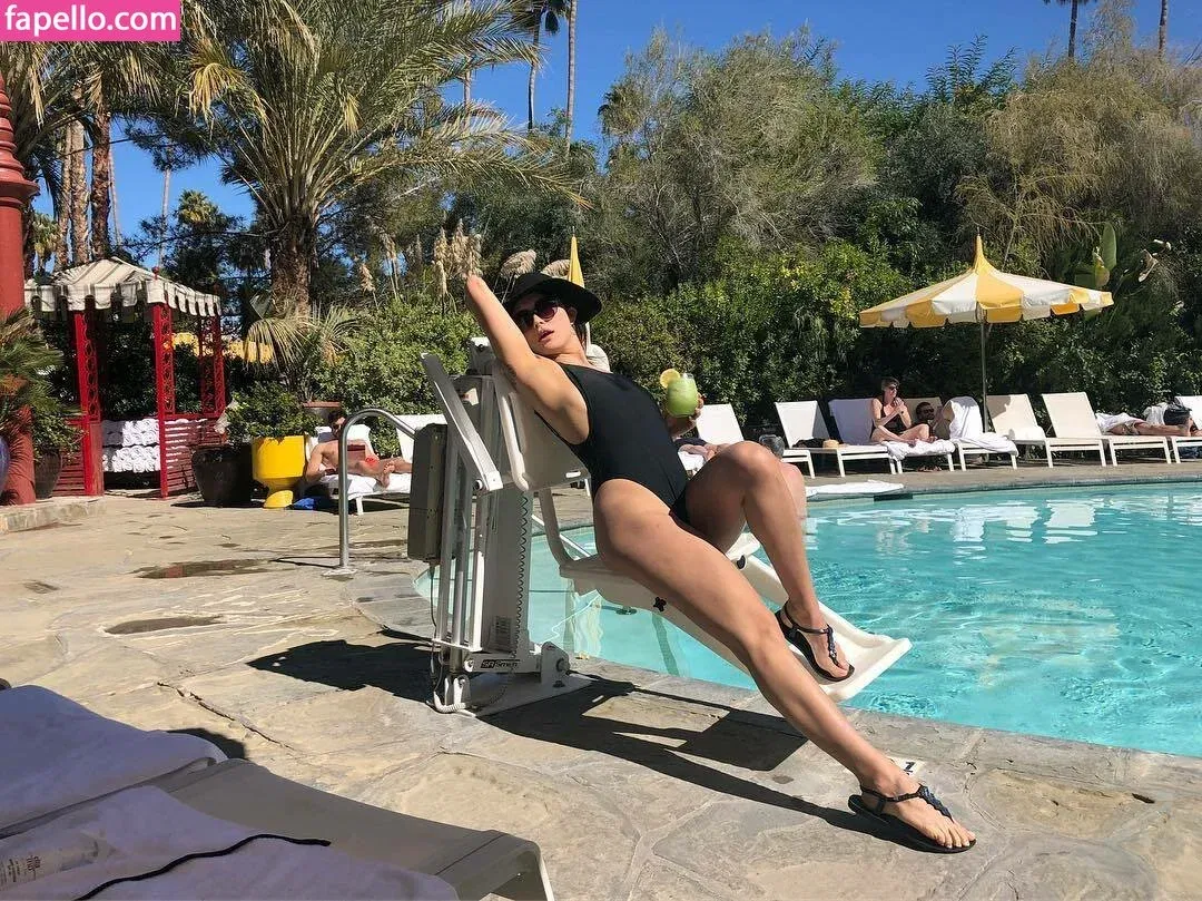 Daniella Pineda Onlyfans Photo Gallery 