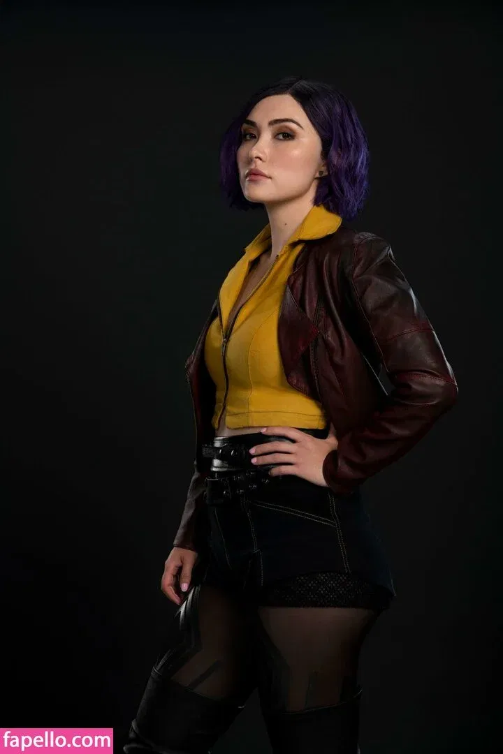 Daniella Pineda Onlyfans Photo Gallery 