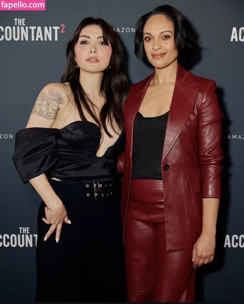 Daniella Pineda Onlyfans Photo Gallery 