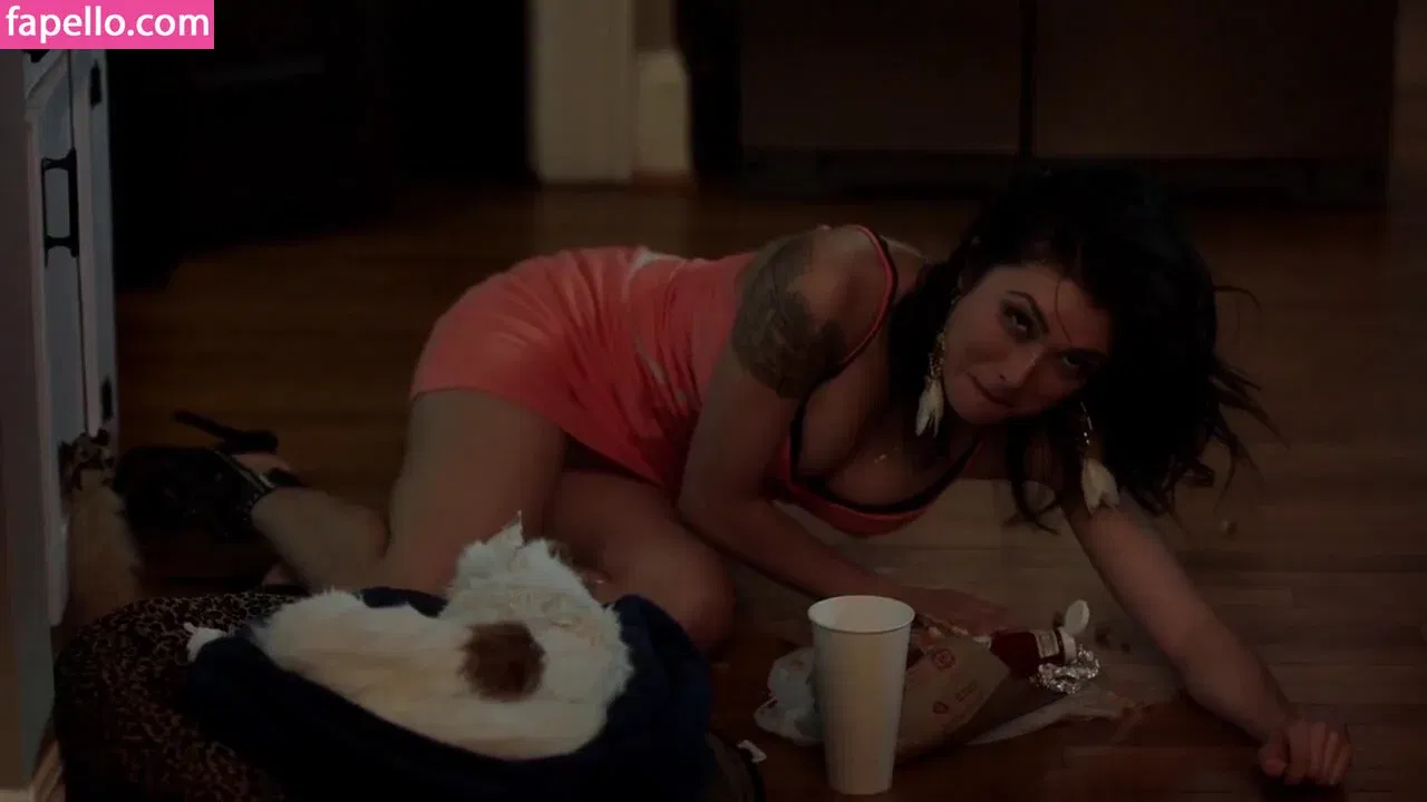 Daniella Pineda Onlyfans Photo Gallery 