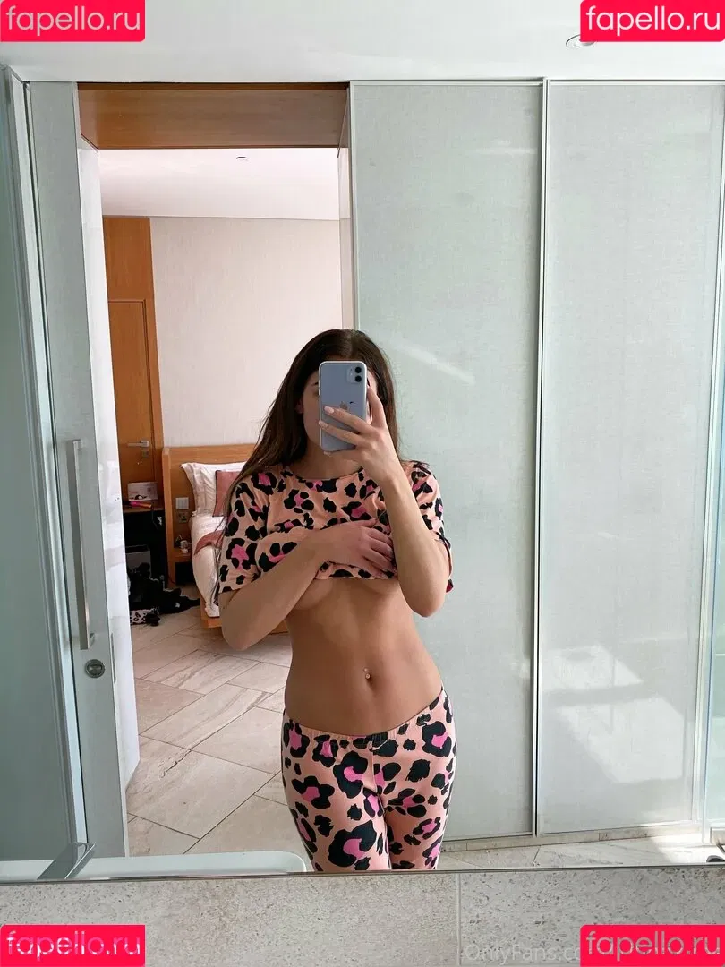 irltinaxfree Onlyfans Photo Gallery 