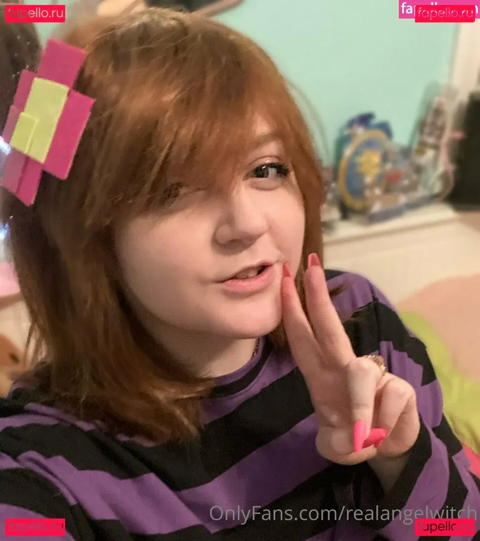 realangelwitch Onlyfans Photo Gallery 