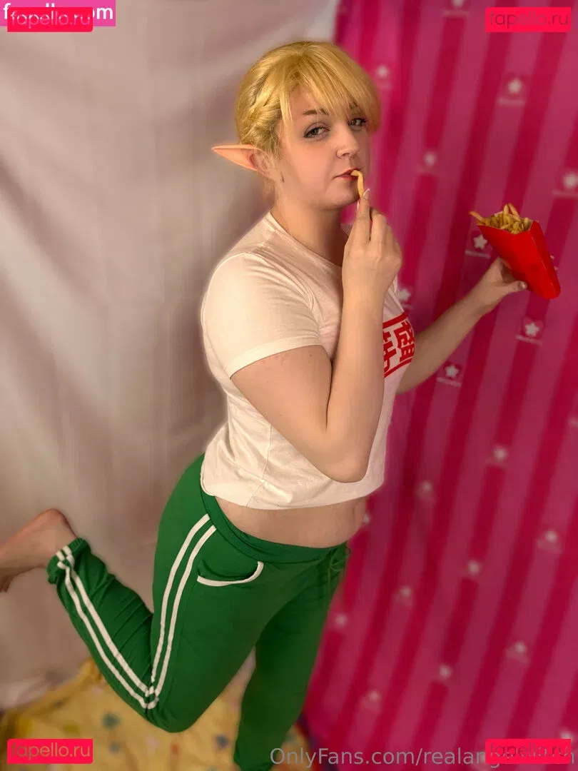 realangelwitch Onlyfans Photo Gallery 