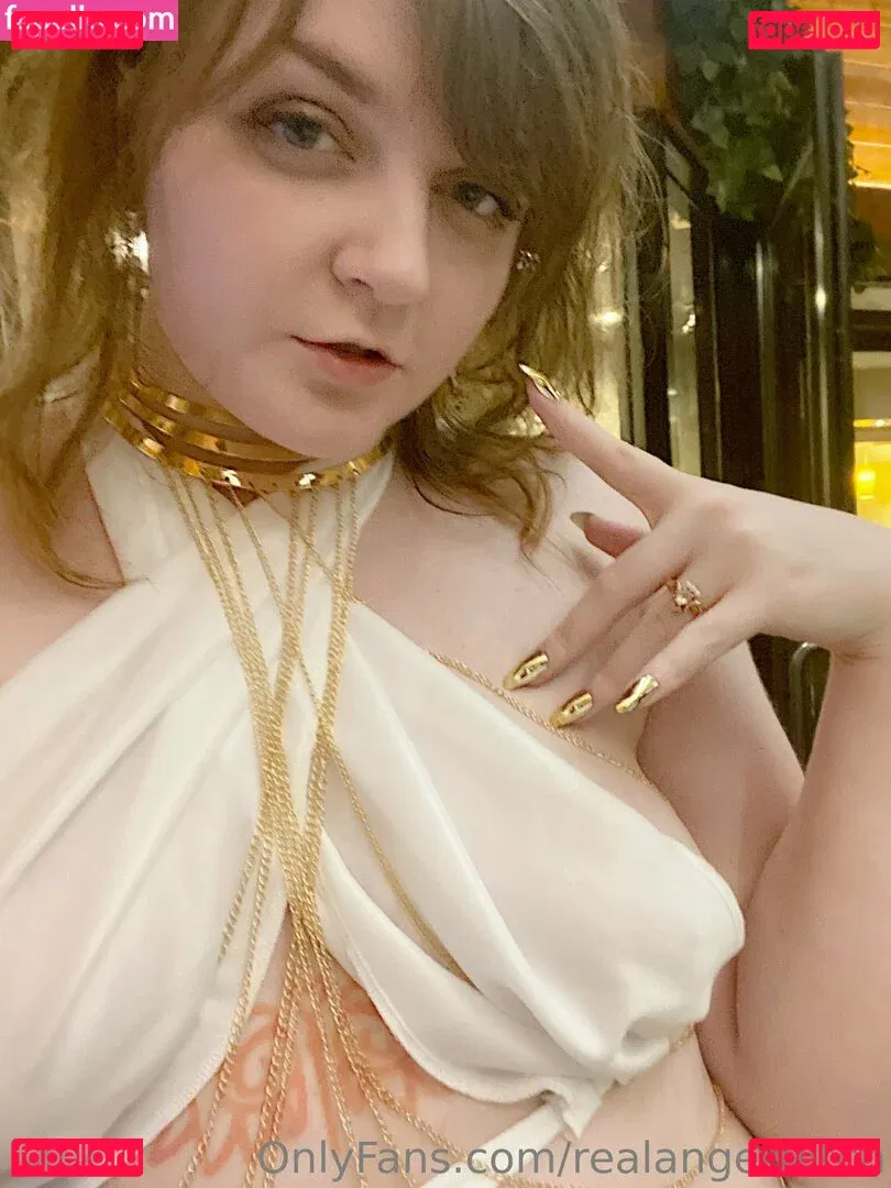 realangelwitch Onlyfans Photo Gallery 